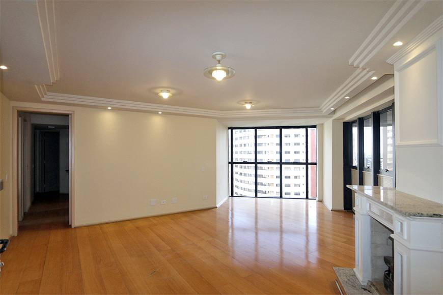 Foto 1 de Apartamento com 3 Quartos para alugar, 103m² em Água Verde, Curitiba