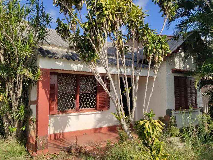 Foto 2 de Casa com 3 Quartos para alugar, 85m² em Espiríto Santo, Porto Alegre