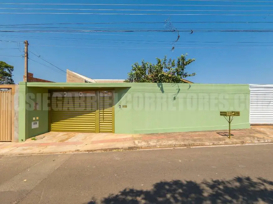 Foto 2 de Casa com 3 Quartos à venda, 100m² em Vila Margarida, Campo Grande