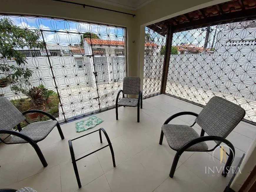 Foto 2 de Casa com 4 Quartos para alugar, 243m² em Jaguaribe, João Pessoa