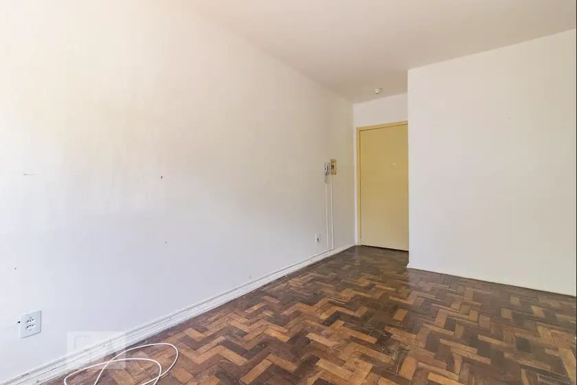 Foto 2 de Apartamento com 1 Quarto para alugar, 40m² em Glória, Porto Alegre