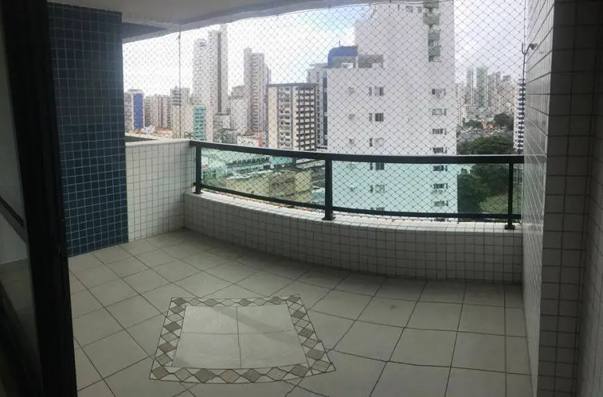 Foto 1 de Apartamento com 3 Quartos para alugar, 125m² em Boa Viagem, Recife