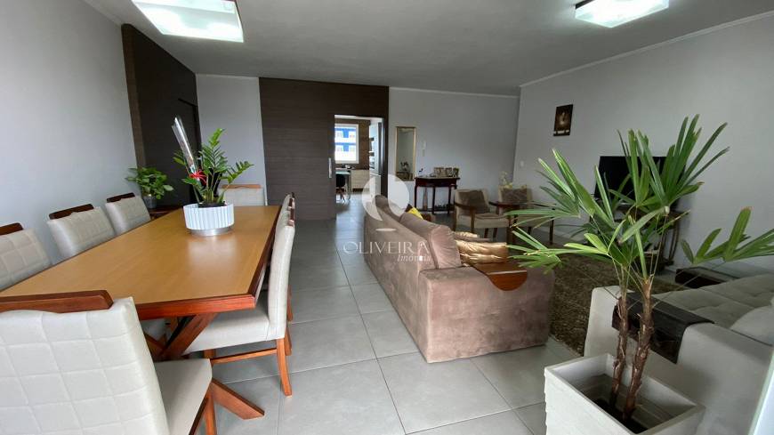 Foto 1 de Apartamento com 3 Quartos à venda, 140m² em Camobi, Santa Maria