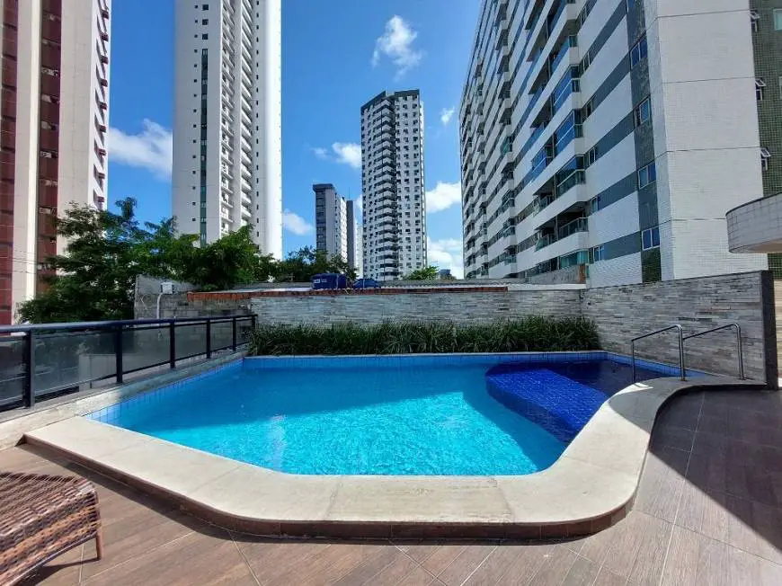 Foto 1 de Apartamento com 3 Quartos para alugar, 90m² em Casa Amarela, Recife