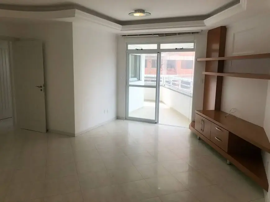 Foto 4 de Apartamento com 3 Quartos para alugar, 126m² em Estreito, Florianópolis