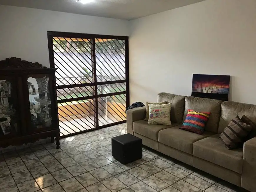 Foto 5 de Apartamento com 3 Quartos à venda, 71m² em Jardim São Lourenço, Campo Grande