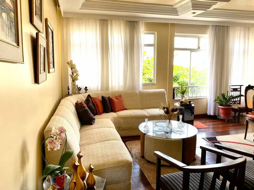 Foto 1 de Apartamento com 3 Quartos à venda, 155m² em Pituba, Salvador