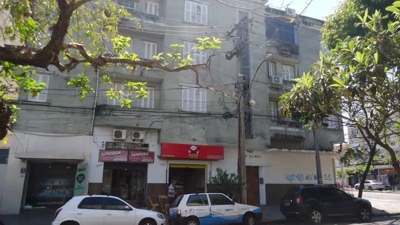 Foto 1 de Apartamento com 3 Quartos para alugar, 80m² em São Geraldo, Porto Alegre