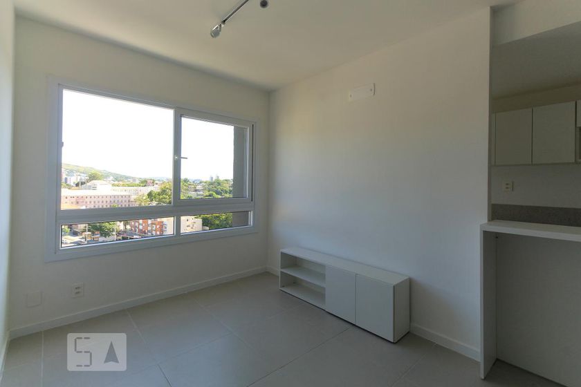 Foto 5 de Apartamento com 3 Quartos para alugar, 67m² em Teresópolis, Porto Alegre
