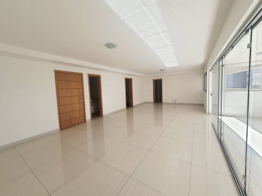 Foto 2 de Apartamento com 4 Quartos para alugar, 160m² em Sion, Belo Horizonte