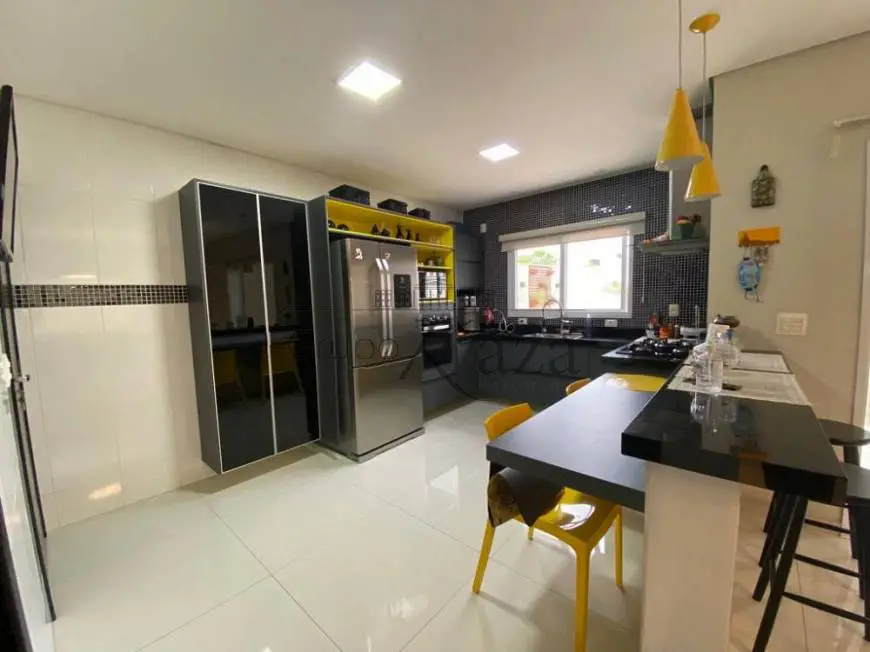 Foto 4 de Apartamento com 4 Quartos à venda, 252m² em Urbanova V, São José dos Campos