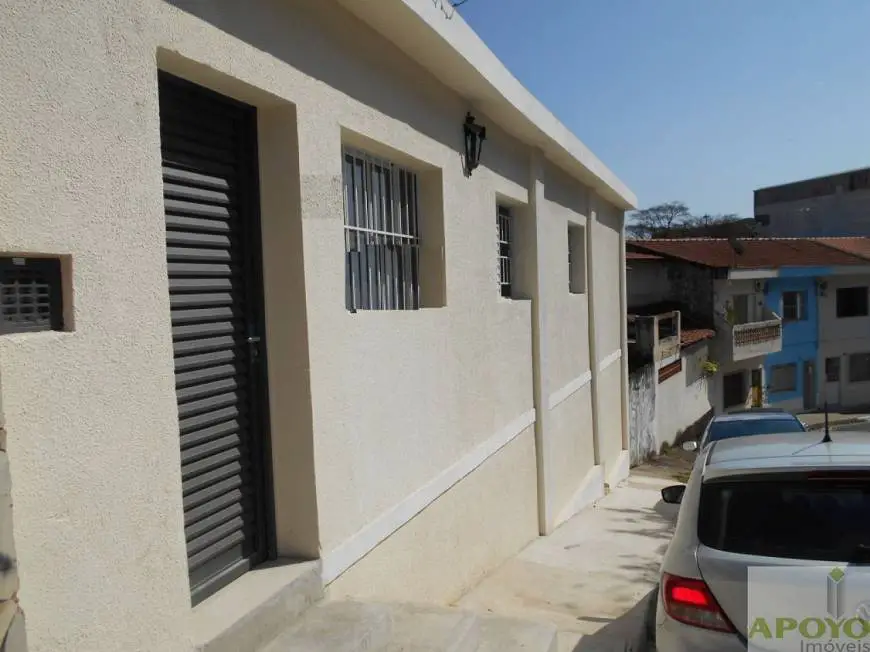 Foto 3 de Casa com 1 Quarto para alugar, 48m² em Campo Grande, São Paulo