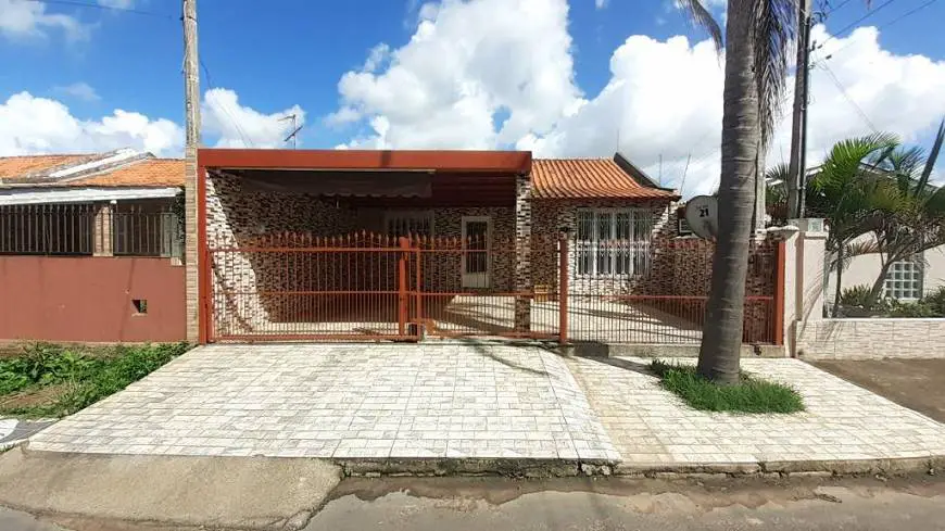 Foto 1 de Casa com 2 Quartos à venda, 102m² em Cruzeiro, Gravataí
