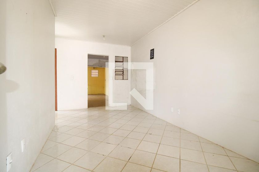 Foto 1 de Casa com 2 Quartos para alugar, 70m² em São José, Canoas