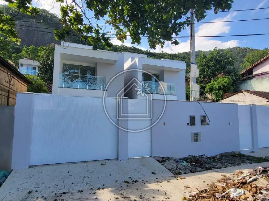 Foto 2 de Casa com 3 Quartos à venda, 104m² em Cafubá, Niterói