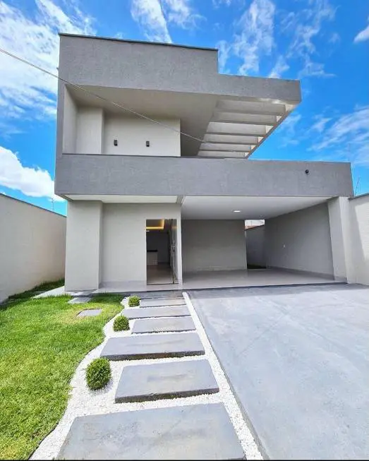 Foto 1 de Casa com 3 Quartos à venda, 150m² em Centro, Santo Antônio de Jesus