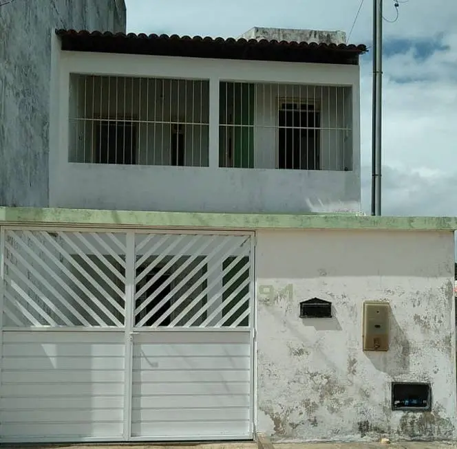 Foto 2 de Casa com 3 Quartos à venda, 163m² em Farolândia, Aracaju