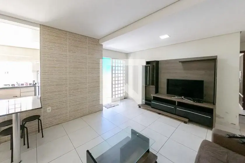 Foto 4 de Casa com 3 Quartos para alugar, 130m² em Santa Maria, Belo Horizonte