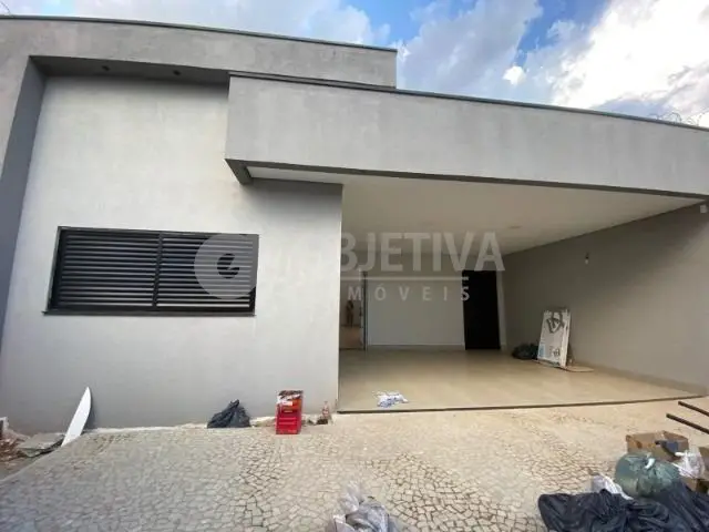 Foto 2 de Casa com 3 Quartos à venda, 163m² em Tibery, Uberlândia