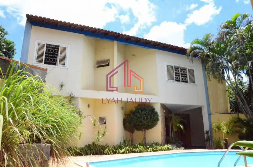 Foto 3 de Casa com 4 Quartos à venda, 379m² em Jardim Shangri-lá, Cuiabá