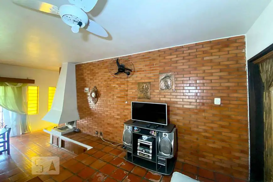 Foto 4 de Casa com 4 Quartos à venda, 204m² em Pinheiro, São Leopoldo