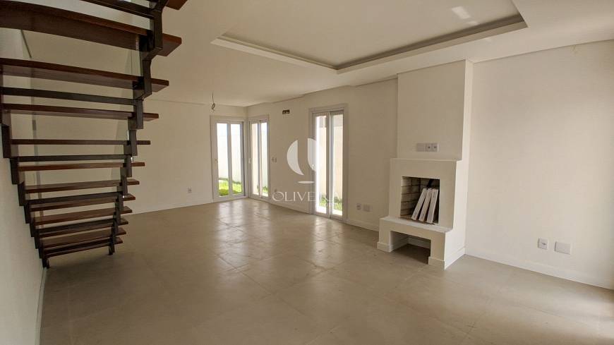 Foto 4 de Casa com 4 Quartos à venda, 196m² em Tomazetti, Santa Maria
