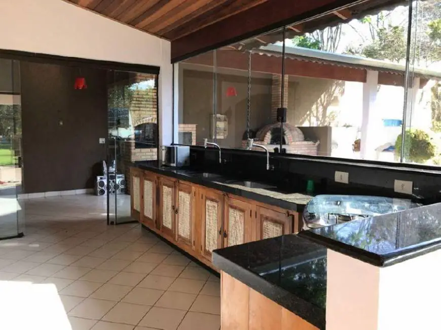 Foto 1 de Casa de Condomínio com 3 Quartos à venda, 280m² em Jaceguava, São Paulo