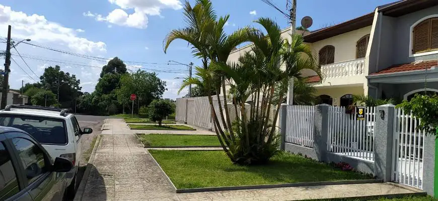 Foto 3 de Casa de Condomínio com 3 Quartos para alugar, 184m² em Jardim das Américas, Curitiba