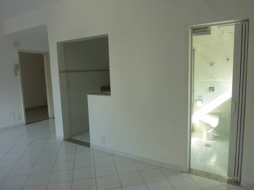Foto 3 de Kitnet com 1 Quarto para alugar, 40m² em Gonzaga, Santos