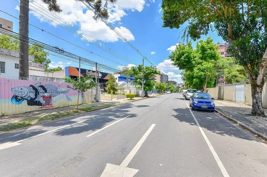 Foto 3 de Lote/Terreno à venda, 214m² em Ahú, Curitiba