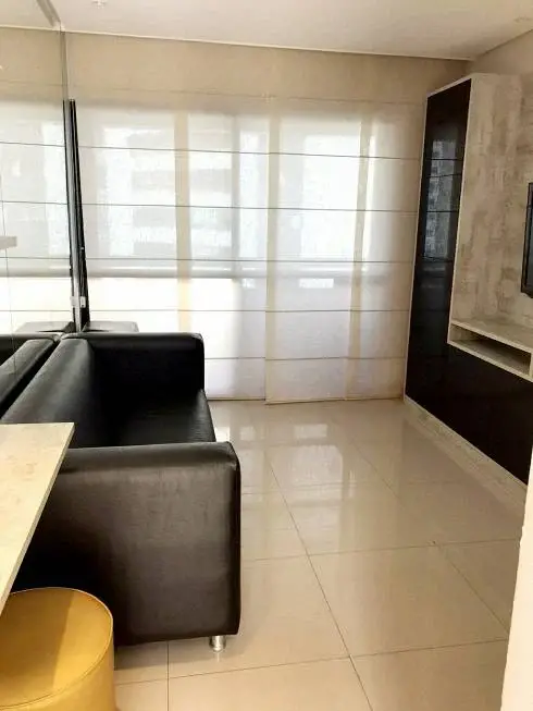 Foto 4 de Apartamento com 1 Quarto para alugar, 49m² em Candeal, Salvador
