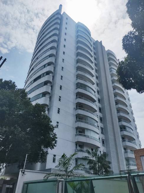 Foto 3 de Apartamento com 3 Quartos para alugar, 167m² em Adrianópolis, Manaus