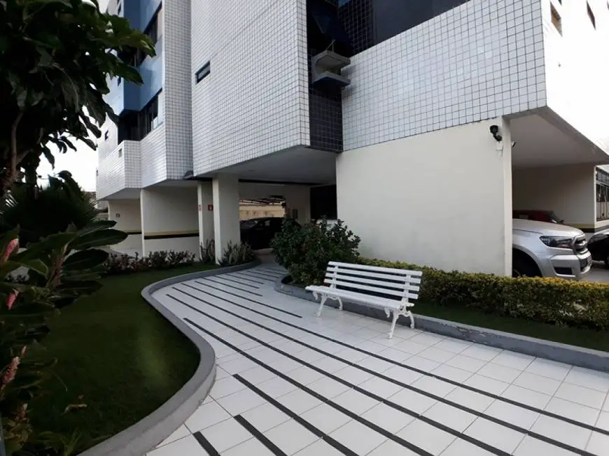 Foto 2 de Apartamento com 3 Quartos à venda, 96m² em Farol, Maceió