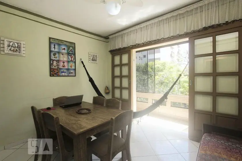 Foto 1 de Apartamento com 3 Quartos para alugar, 120m² em Rio Branco, Porto Alegre