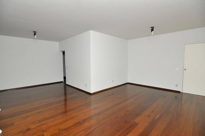 Foto 3 de Apartamento com 3 Quartos à venda, 190m² em São José, Belo Horizonte