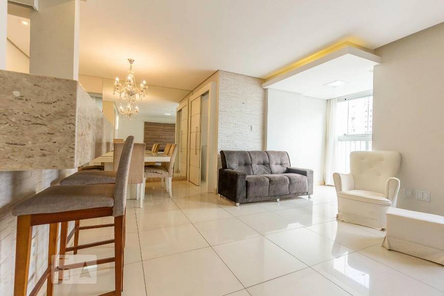 Foto 1 de Apartamento com 4 Quartos para alugar, 115m² em Ondina, Salvador