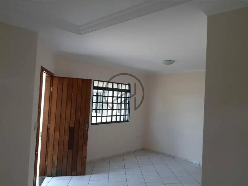 Foto 2 de Casa com 3 Quartos à venda, 100m² em Jardim Oriente, Londrina