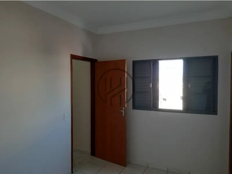 Foto 3 de Casa com 3 Quartos à venda, 100m² em Jardim Oriente, Londrina