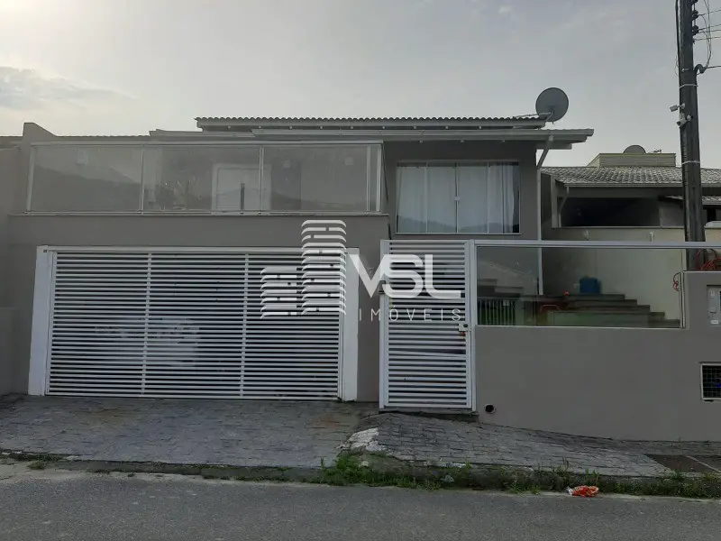 Foto 1 de Casa com 3 Quartos à venda, 250m² em Monte Verde, Florianópolis