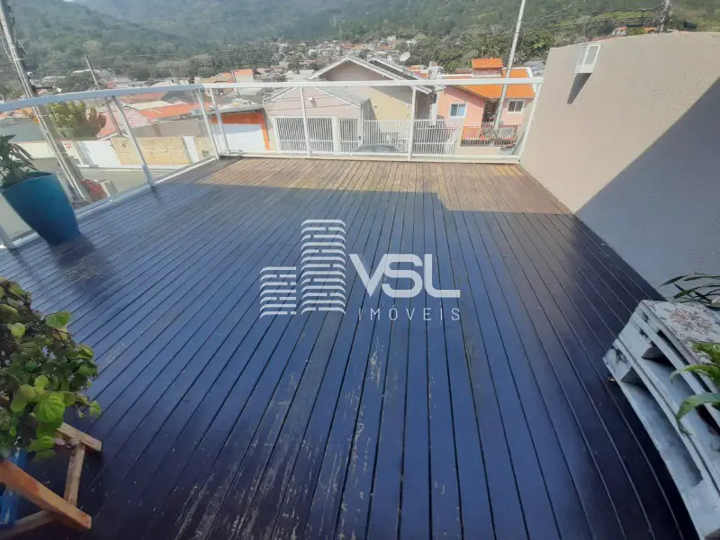Foto 4 de Casa com 3 Quartos à venda, 250m² em Monte Verde, Florianópolis