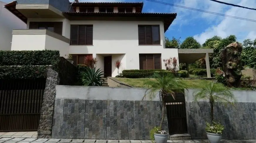 Foto 1 de Casa com 3 Quartos à venda, 540m² em Ondina, Salvador