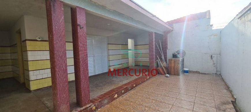 Foto 2 de Casa com 3 Quartos à venda, 176m² em Vila Cardia, Bauru