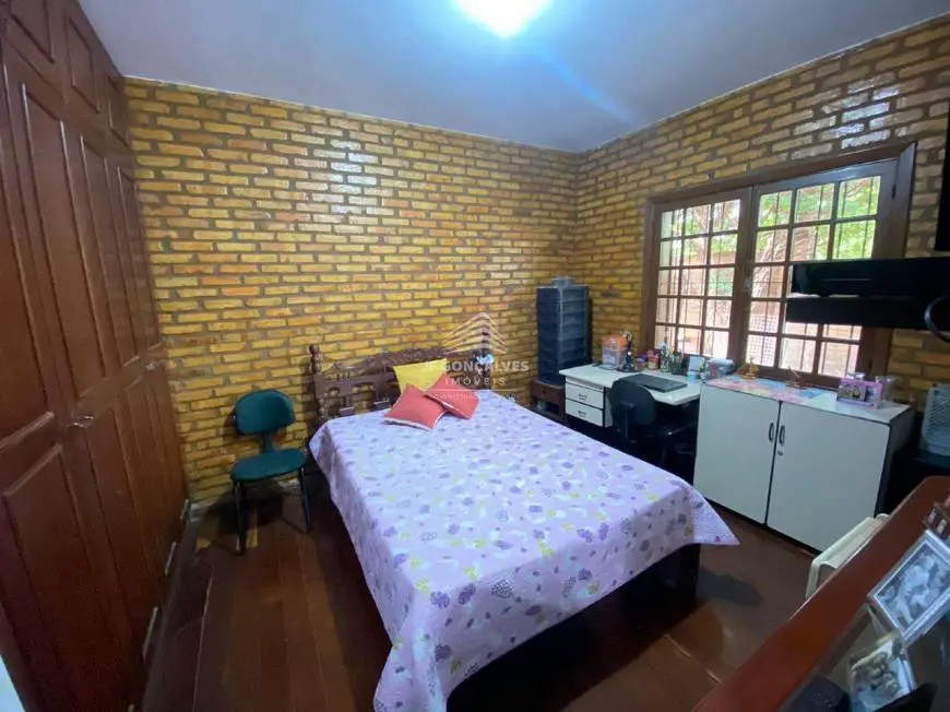 Foto 3 de Casa com 4 Quartos à venda, 225m² em Jaraguá, Belo Horizonte