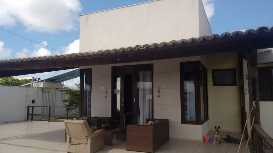 Foto 4 de Casa com 4 Quartos para alugar, 450m² em Pitimbu, Natal