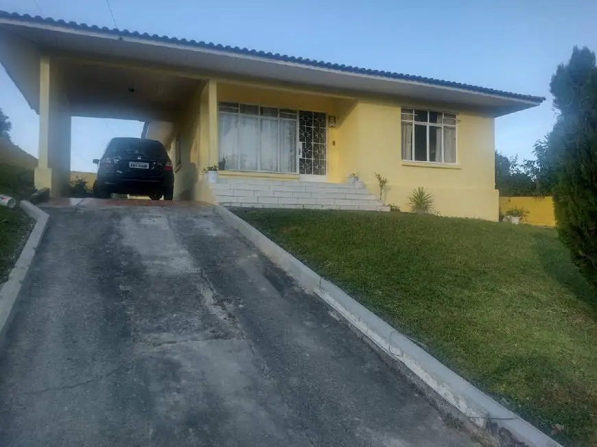 Foto 2 de Casa com 4 Quartos para alugar, 250m² em Santa Felicidade, Curitiba