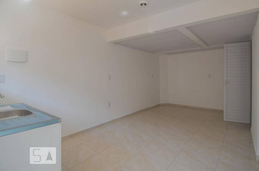 Foto 1 de Apartamento com 1 Quarto para alugar, 25m² em Medianeira, Porto Alegre