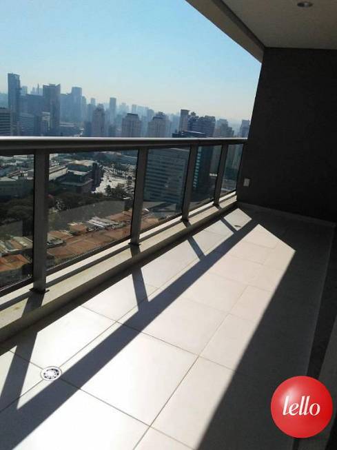 Foto 1 de Apartamento com 1 Quarto para alugar, 55m² em Santo Amaro, São Paulo