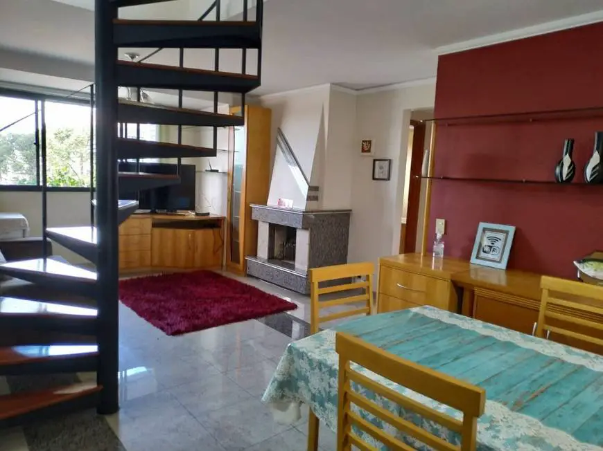Foto 4 de Apartamento com 2 Quartos para alugar, 94m² em Bacacheri, Curitiba