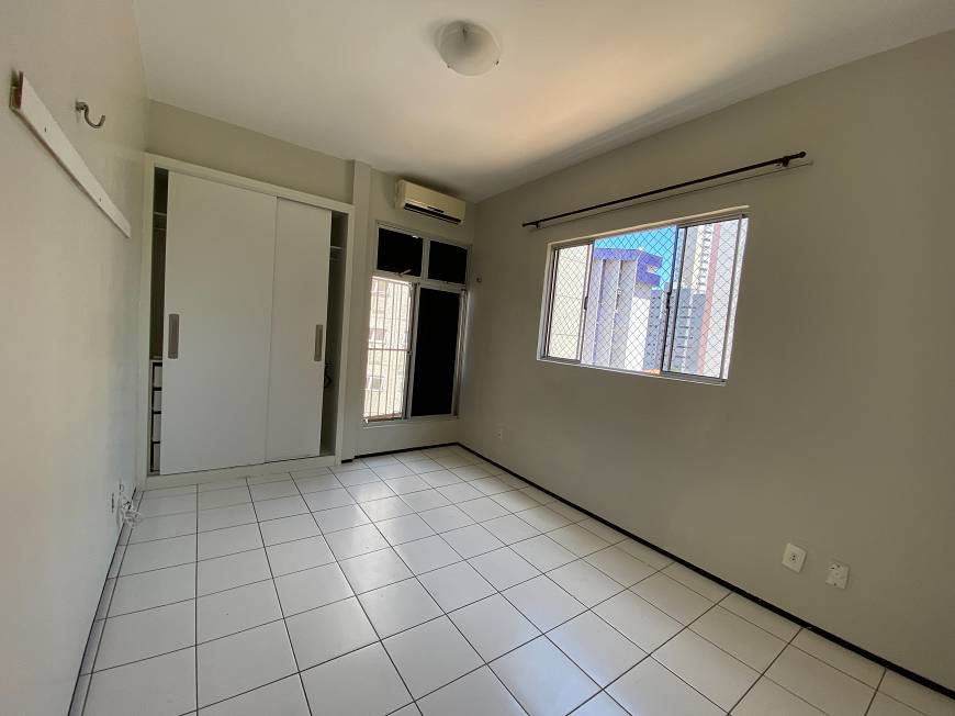 Foto 3 de Apartamento com 3 Quartos para alugar, 105m² em Cocó, Fortaleza