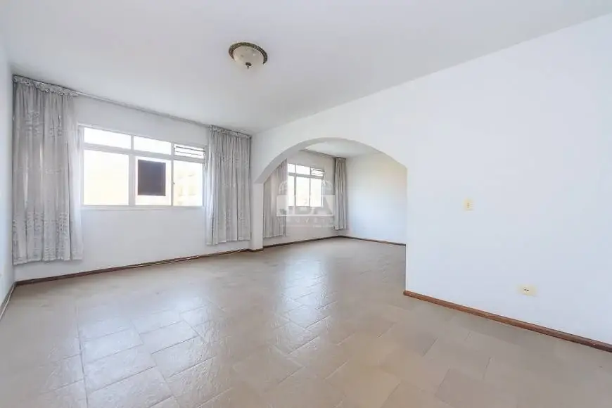 Foto 4 de Apartamento com 3 Quartos para alugar, 128m² em Juvevê, Curitiba